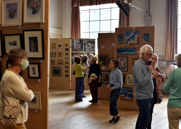 Caistor Art Festival
Picture by Mike Broster EMN-210609-222308001