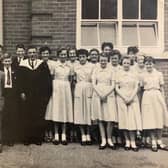 A QEGS class photo taken in 1953 with Mr Leach. EMN-210913-152315001