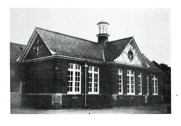 Queen Elizabeth Grammar School pictured in 1909. EMN-210920-102158001