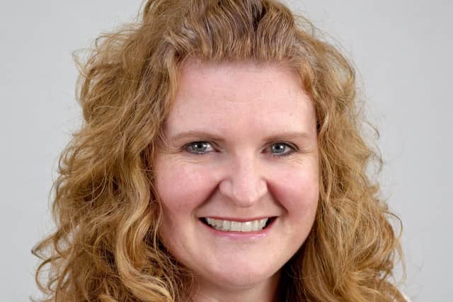 North Kesteven District Council chairman Coun Susannah-Barker Milan who is set to tackle a 100 mph zip line to raise money for her charity. EMN-210929-155127001