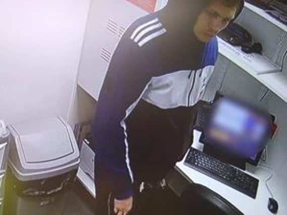 Do you recognise this man? Email linkforce.control@lincs.police.ukplease remember to reference incident 14 of 1 October in the subject box.