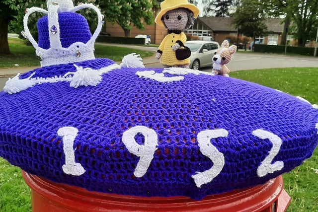 The mystery knitter's tribute to the late HM Queen Elizabeth II.