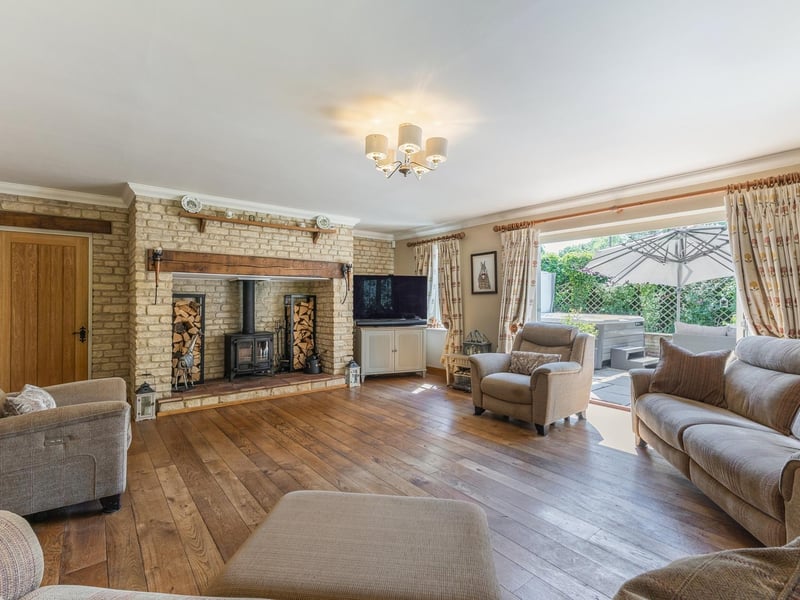 The sitting room.