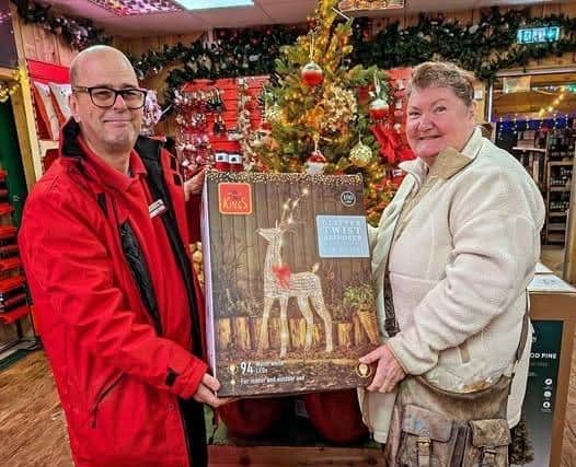 A light up reindeer has been donated to Eresby Hall Care Home near Spilsby.