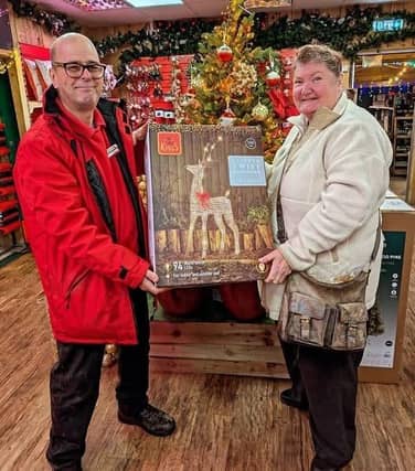 A light up reindeer has been donated to Eresby Hall Care Home near Spilsby.