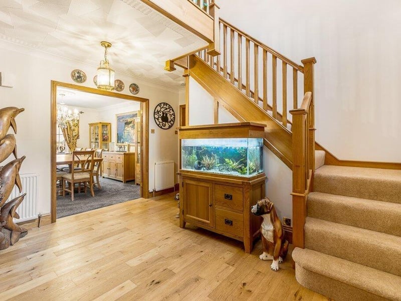 The entrance hall.