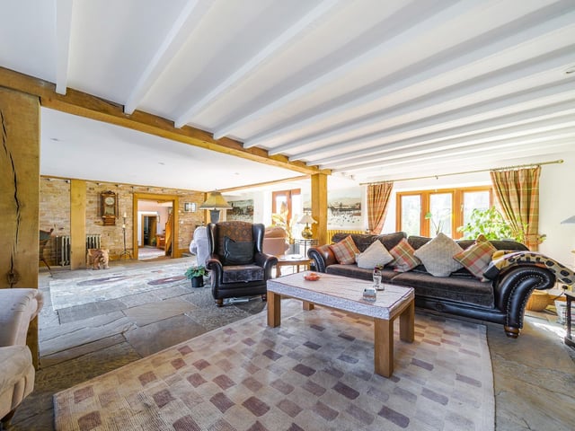The sitting room.