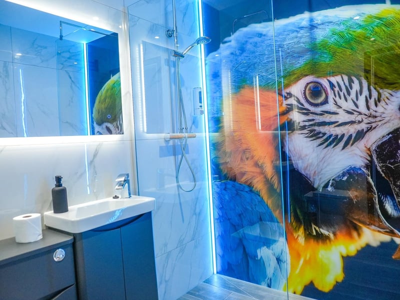 Striking bathroom design