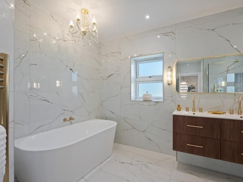 The family bathroom.