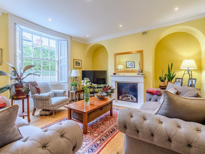 The sitting room.