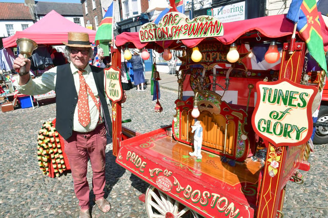 Alfie Cooke of Boston with his music machine.