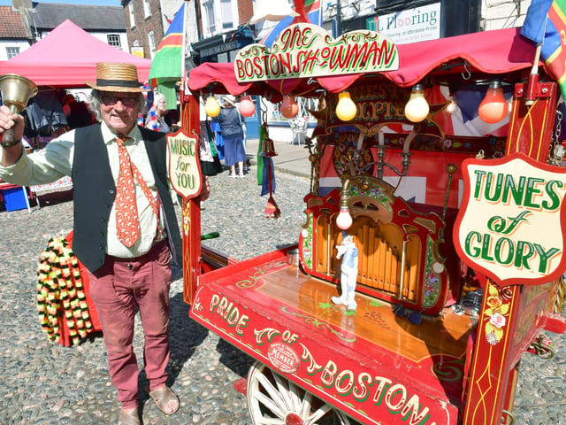 Alfie Cooke of Boston with his music machine.