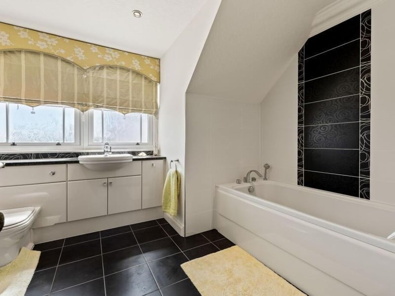 ... its en suite.