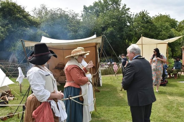 Coun Barry meets the 'cast' of a  Civil War re-enactment taking place in Skegness.