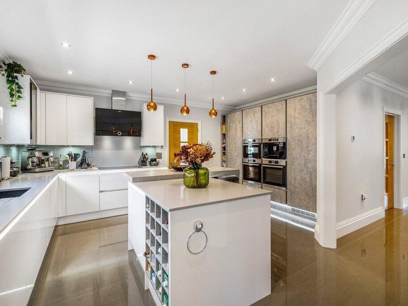 Another angle on the kitchen.