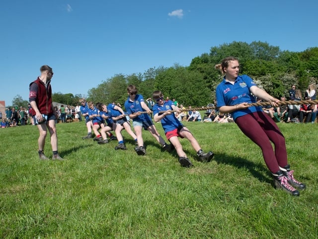 Tug-of-war at Lincolnshire YFC rally.