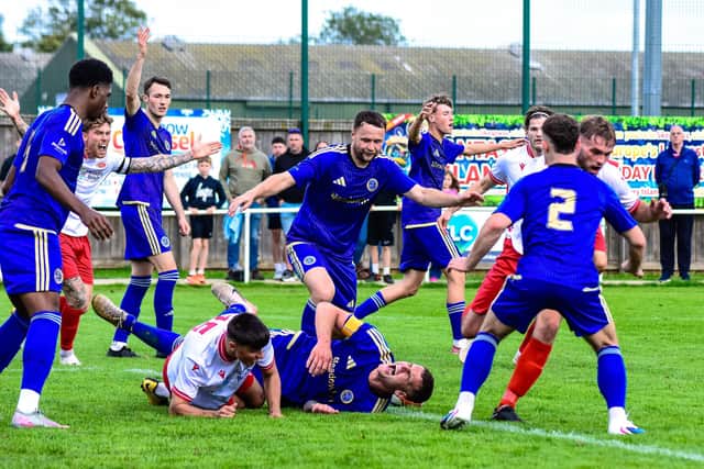 Skegness Town v Sheffield action - Pic by Ryan Thompson, Happy Snapz Photography