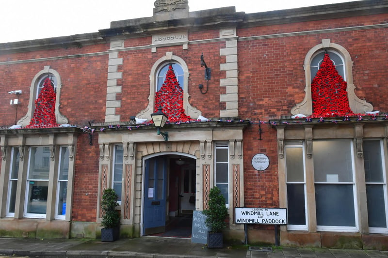 Poppies adorning the outside of the Corn Exchange in Alford.