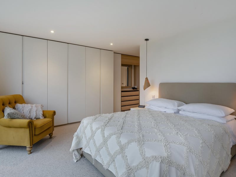 The principal bedroom.