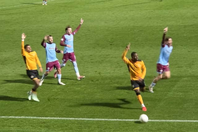 Boston v Gateshead action.