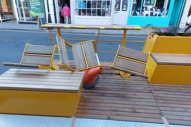 The second Louth seating unit on Mercer Row has been vandalised. Photo: Andrew Leonard