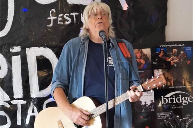 Gallery: Thank Folk for the Ivy Festival. Tom Lane on the Bridge Stage. Photo: John Gill