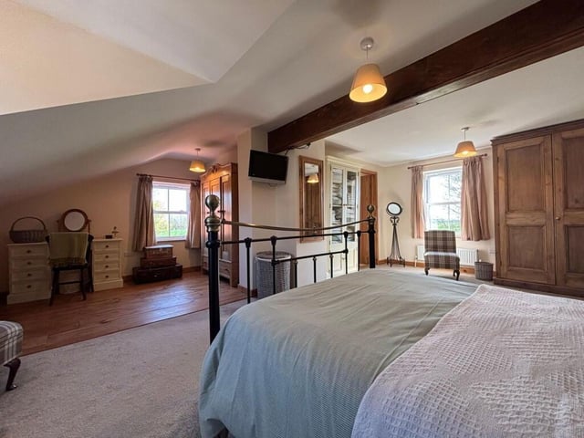 The principal bedroom.