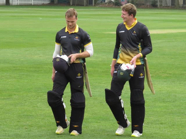 Lincolnshire CCC’s Ben Wright and Jordan Cook.