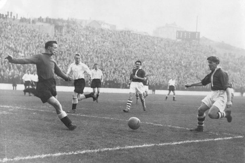 Charlton Athletic v Lincoln City in 1957.