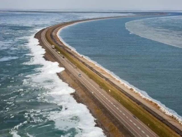 An artist’s impression of the tidal barrier.