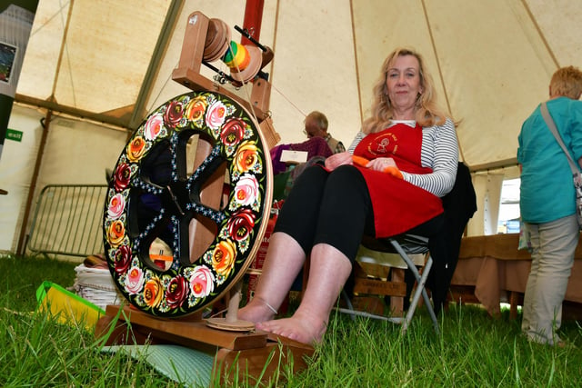 Member of Lincolnshire Guild of Weavers Spinners and Dyers, Karen Nichols-Juniper.
