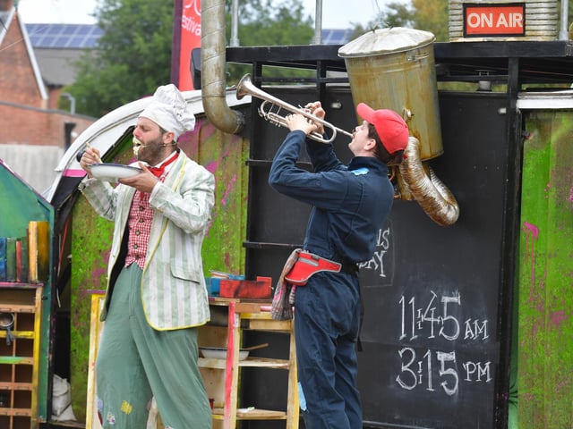 The Rascally Diner hitting a high note with spectators.