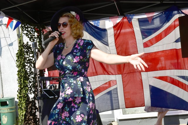 The 1940's event darling - Jayne Darling performing in Alford.