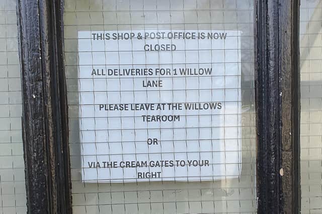 A note to customers on the Cranwell Post Office door.