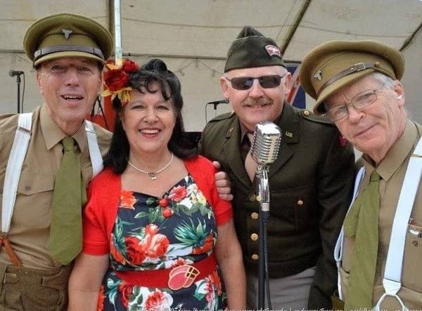 There will be prizes for the best 1940s/vintage costume.