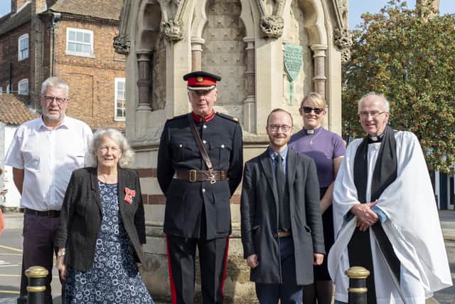 Julian Cousins, Coun Fiona Martin, Francis, Dr Ian Marshman, curate of churches Rev Lynne Hawkins and Rev Charles Patrick.
