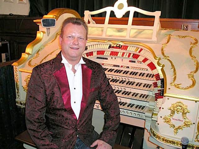 Organist Andrew Nix