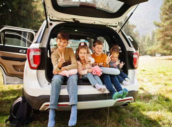 Top tips for stress free travel with children (photo: Adobe)