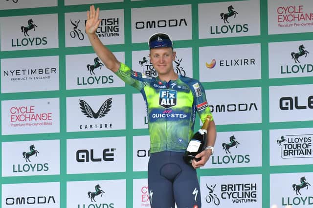 Tim Merlier salutes the Skegness crowd after his win. Photo by D.R. Dawson Photography.