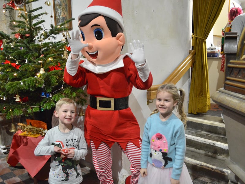 Naughty Elf with Holly (5) and Rory (5)