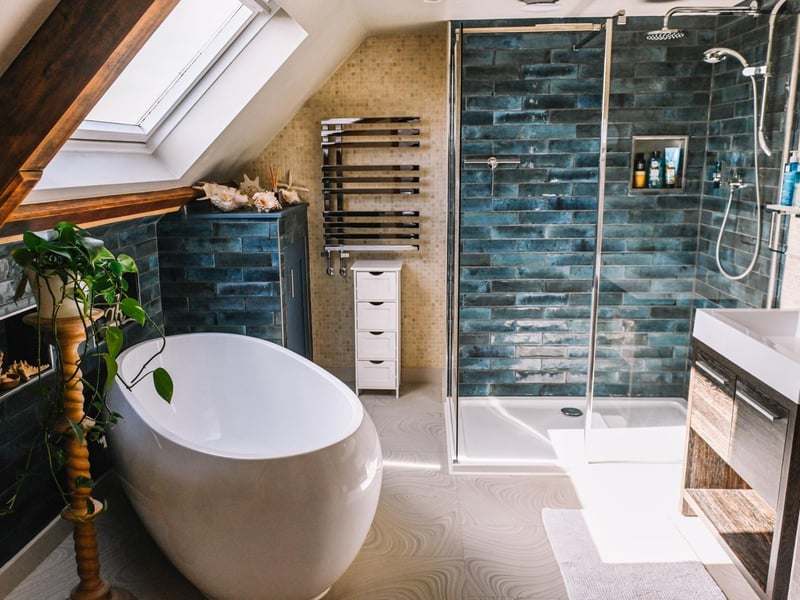 The family bathroom.