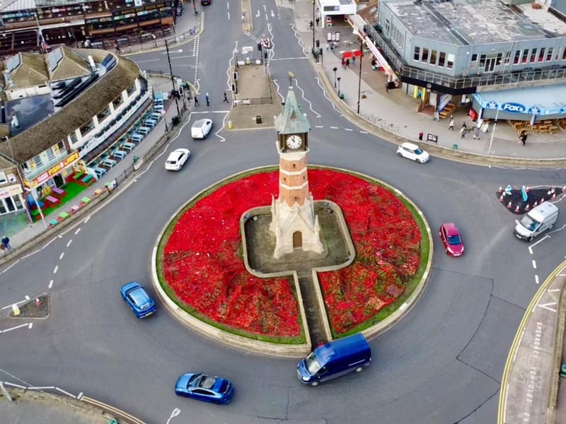 The poppies on the roundabout surrounding the Clock Tower. Photo by Neil Richardson.