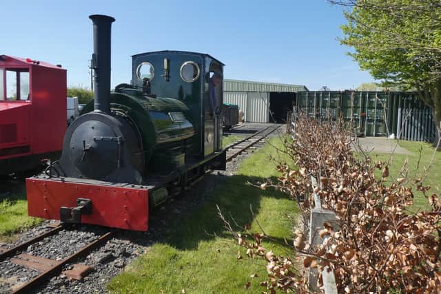 Heritage trains will celebrate the Platinum Jubilee of Her Majesty Queen Elizabeth II on two
days of the forthcoming Bank Holiday on the Lincolnshire Coast Light Railway.