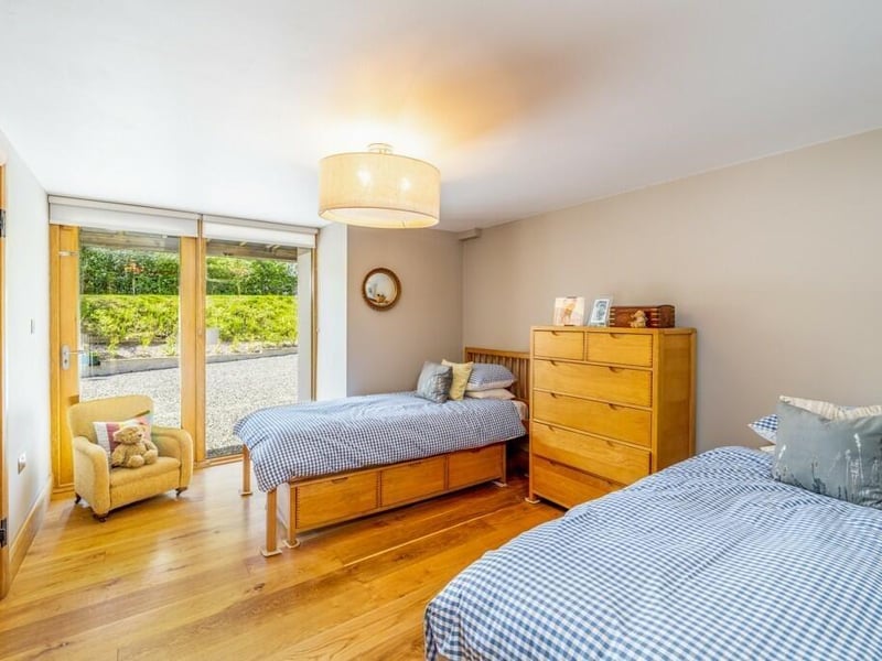 The other ground-floor bedroom.