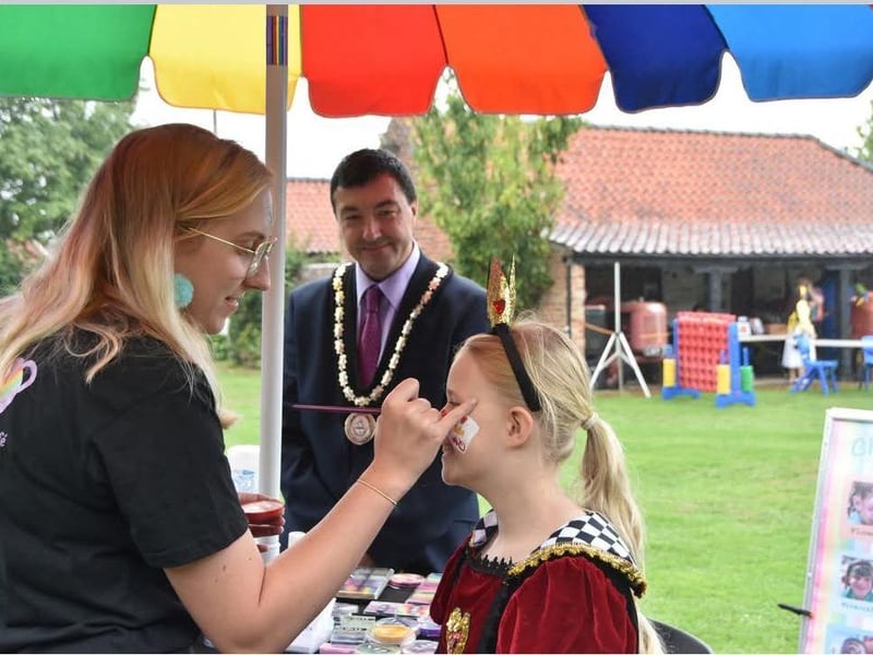 The Face Painting Cafe, Meeka and Cllr Jimmy Brookes watching and waiting to get his Face painted..lol