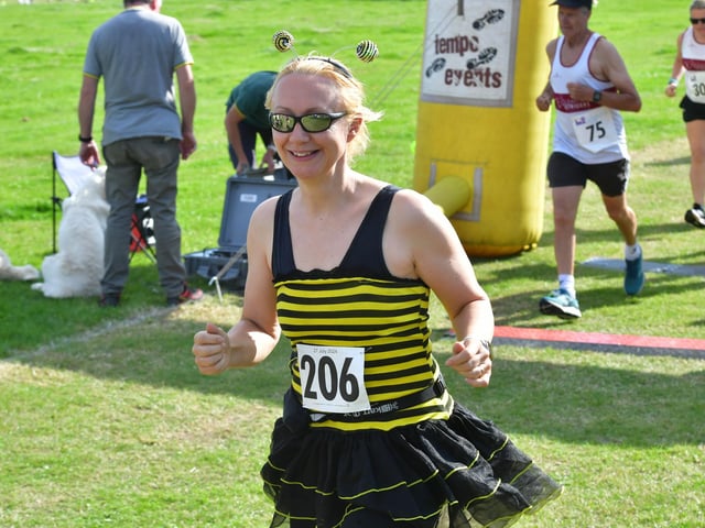 Start of the 10 mile road race