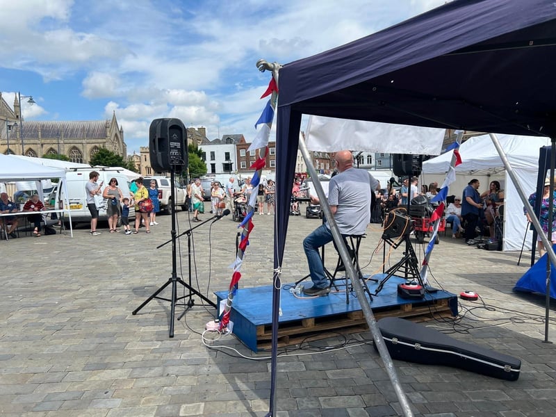 A performer at the busking festival.