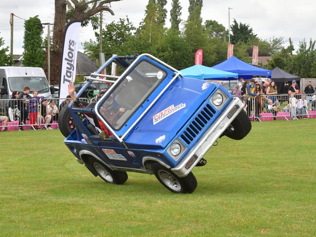 Another stunt from Moto Stunts International.