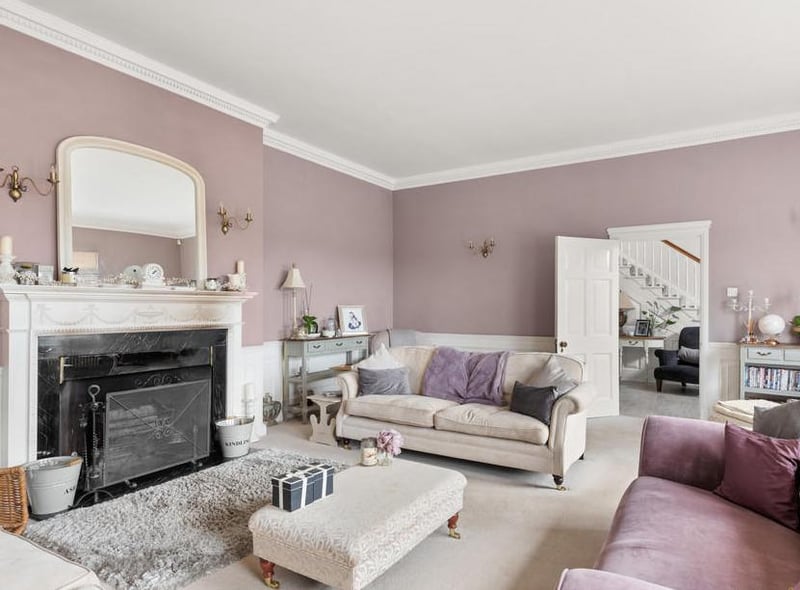 The drawing room.