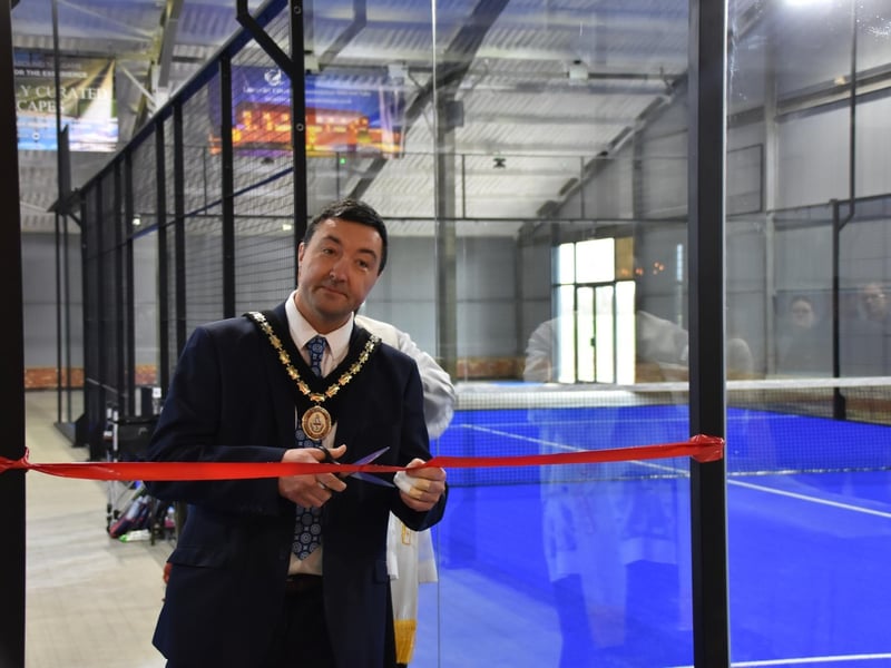 Mayor Coun Jimmy Brookes cute the ribbon at Skegness Padel.